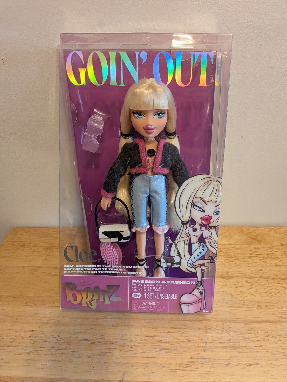Bratz Goin' Out Cloe Doll - Blonde with Pink & Black Outfit